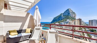 Zafiro 212C - Front line apartment with sea views and direct access to the beach