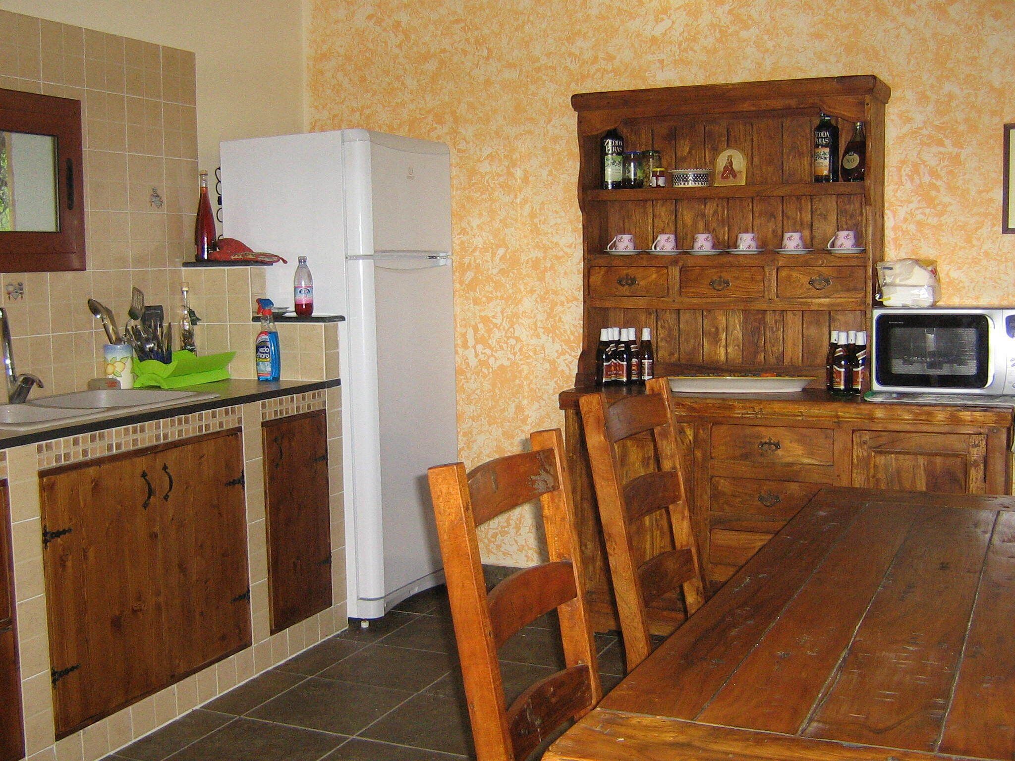 HOUSE WITH ENGLISH MEADOW