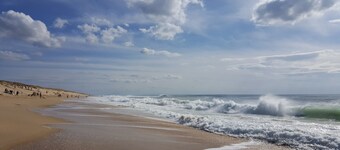Maison,Villa , terrasse couverte et jardin privé,  proche  des plages .