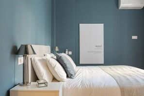 2 bedrooms, iron/ironing board, free WiFi - Chic Flat in the Heart of Athens (Athens)