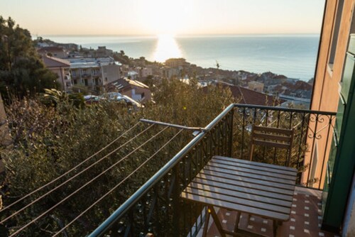 Trilocale con Balcone