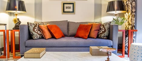 Télévision, chaîne hi-fi