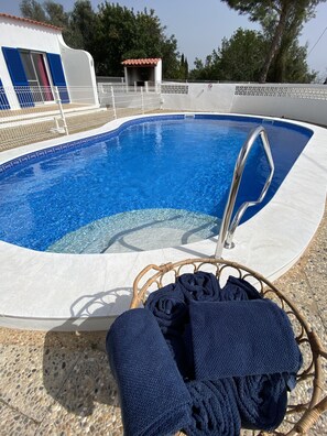Utomhuspool