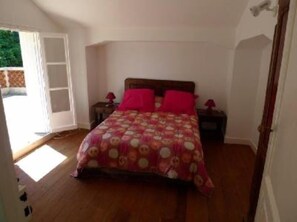4 bedrooms, desk, iron/ironing board, bed sheets - Mansion - BERGERAC (Bergerac)