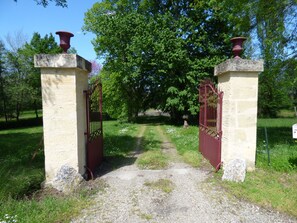 Property grounds - Mansion - BERGERAC (Bergerac)