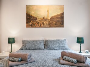 2 Schlafzimmer, Zimmersafe, Bügeleisen/Bügelbrett, Reisekinderbett