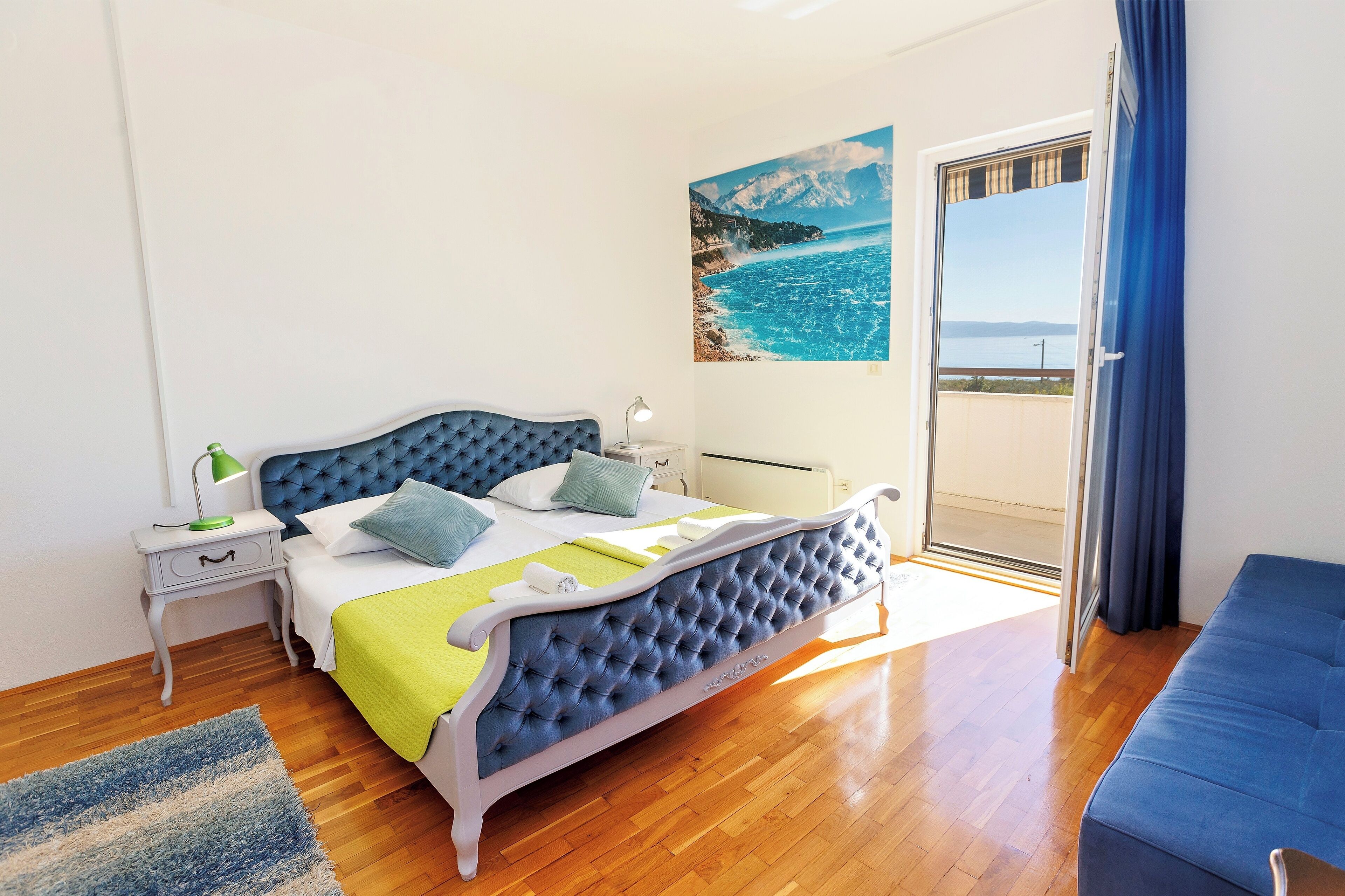 4 soverom, safe på rommet, strykejern/-brett og reiseseng for barn