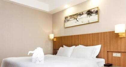 Jinling Danyang Hotel