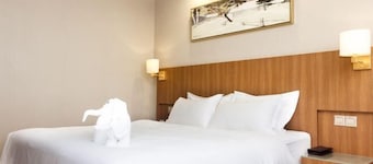 Jinling Danyang Hotel