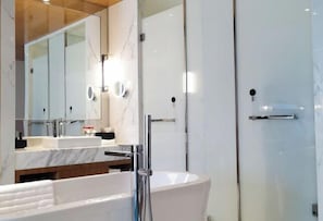 Unclassified image, 2 of 54, button - Jinling Danyang Hotel (Danyang)