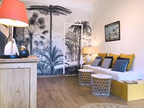 2 chambres, fer et planche à repasser, lit parapluie, Wi-Fi gratuit