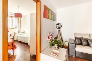 2 bedrooms, iron/ironing board, free WiFi, bed sheets - Fountain House  (Penafiel)