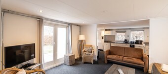 Vacation bungalow 20 in wooded area (12 people)