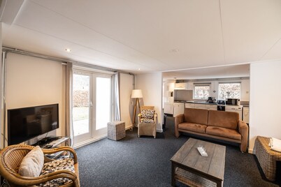 Vacation bungalow 20 in wooded area (12 people)