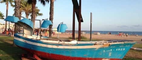 Vlak bij het strand
