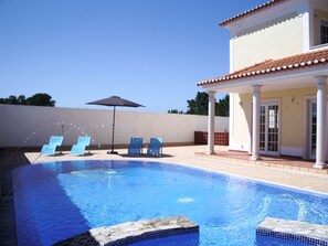 Outdoor pool - Villa with private pool, free WIFI and countryside views (Nadadouro)