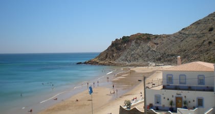 Fabulous end house has Sea View, full A/C, own pool, walk to Burgau Beach