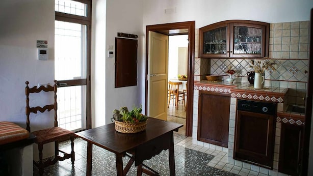 Refrigerador, horno, lavavajillas, tostadora