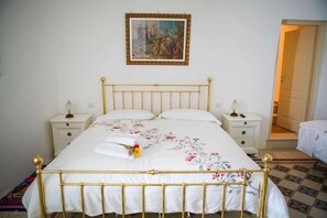 1 chambre, Wi-Fi gratuit, draps fournis