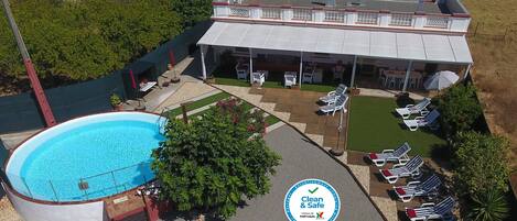 Piscina all'aperto