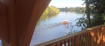 A charming stone house with unique views of the Dordogne River