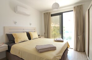 1 bedroom, iron/ironing board, travel crib, free WiFi