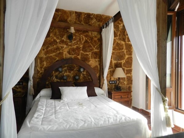 3 habitaciones, tabla de planchar con plancha y wifi gratis