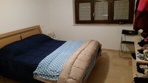 3 bedrooms, iron/ironing board