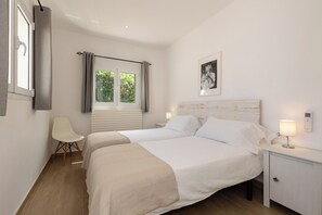 5 bedrooms, in-room safe, iron/ironing board, free WiFi