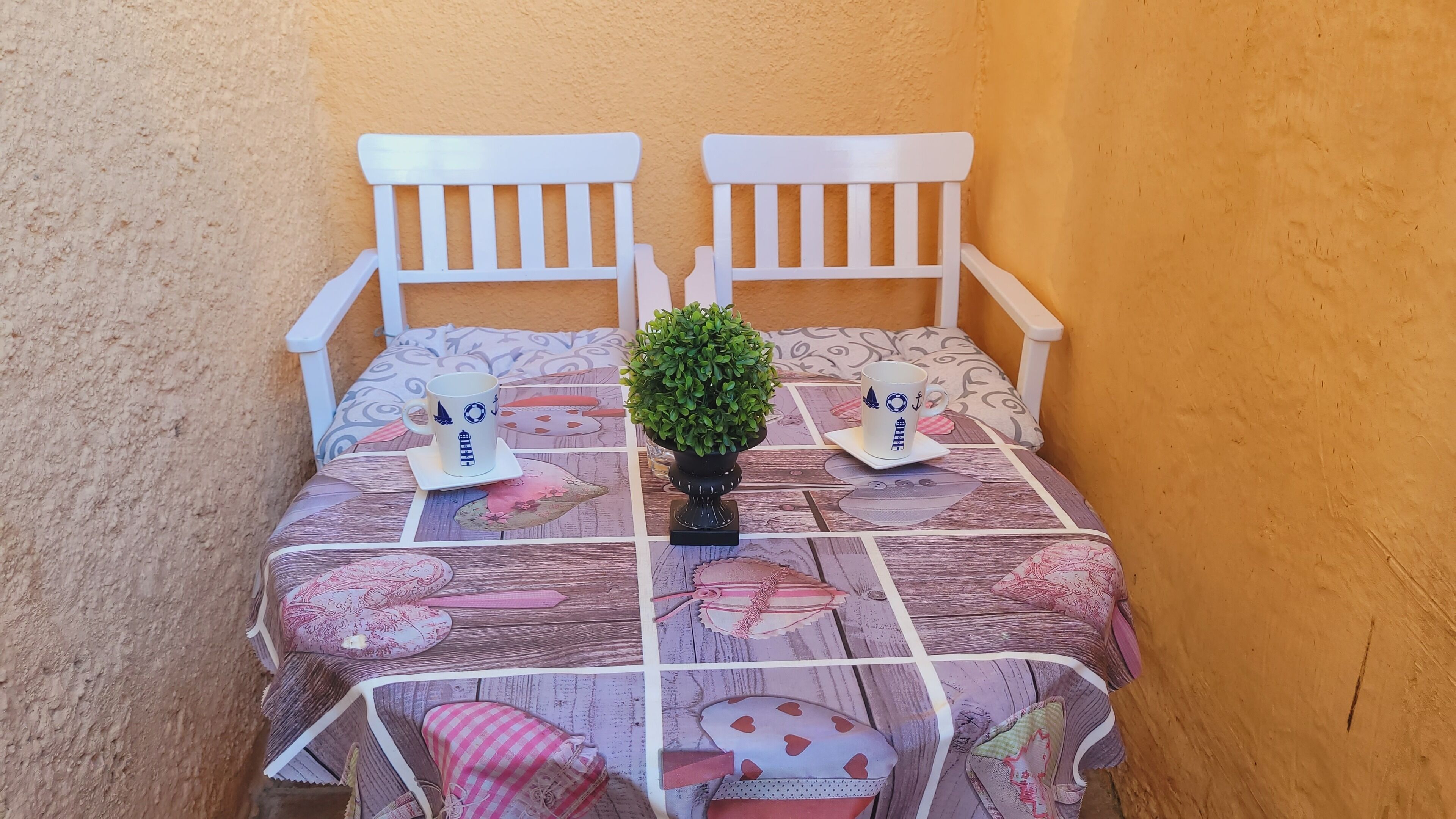 House with terrace and garden at 30 meters from the sand beach of la Fosca.