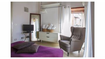 3 chambres, fer et planche Ă repasser, Wi-Fi gratuit, draps fournis