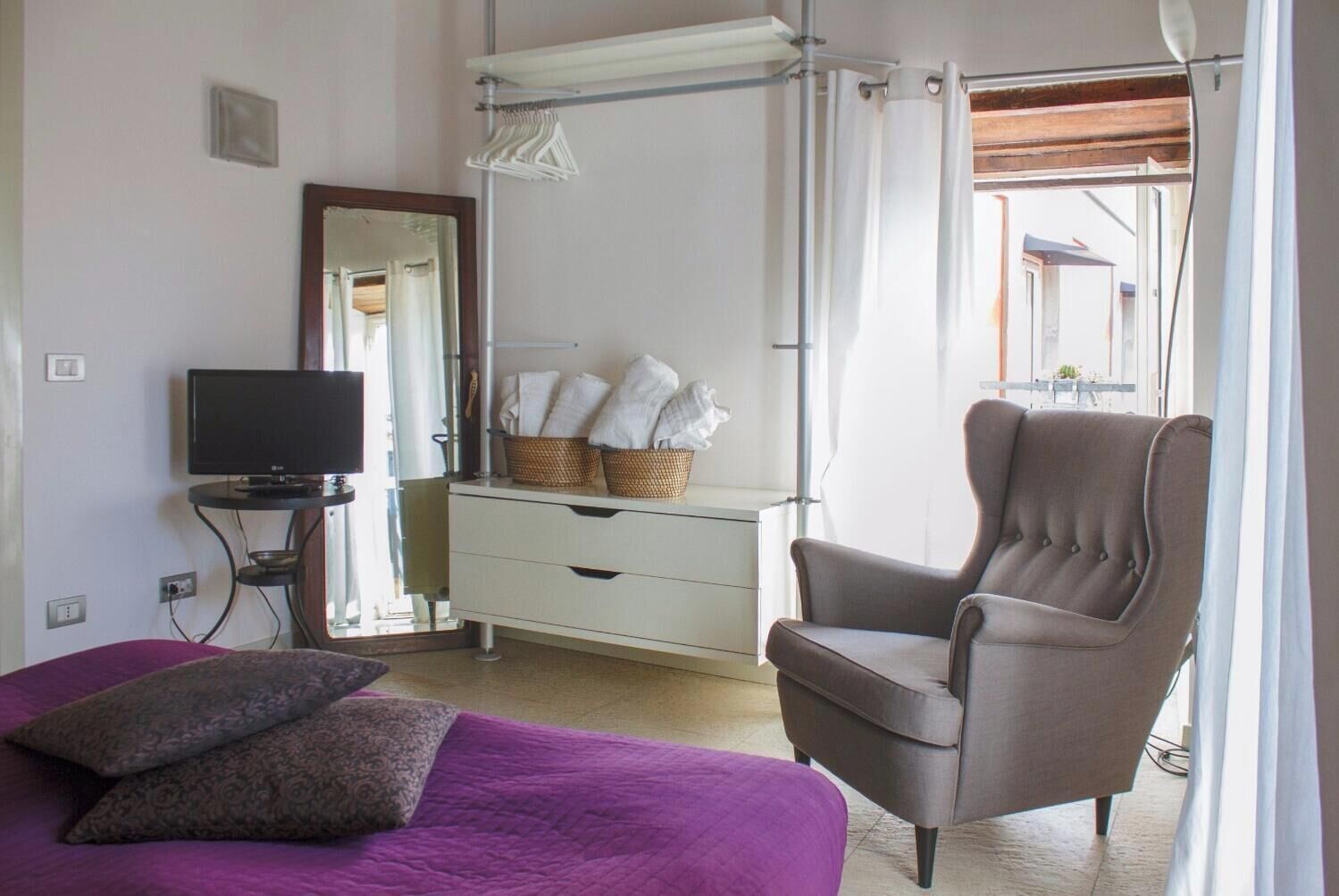 3 camere, ferro/asse da stiro, Wi-Fi gratuito, lenzuola