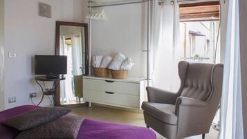 3 camere, ferro/asse da stiro, Wi-Fi gratuito, lenzuola