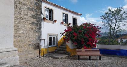 Viehättävä talo Óbidosin seinien sisällä