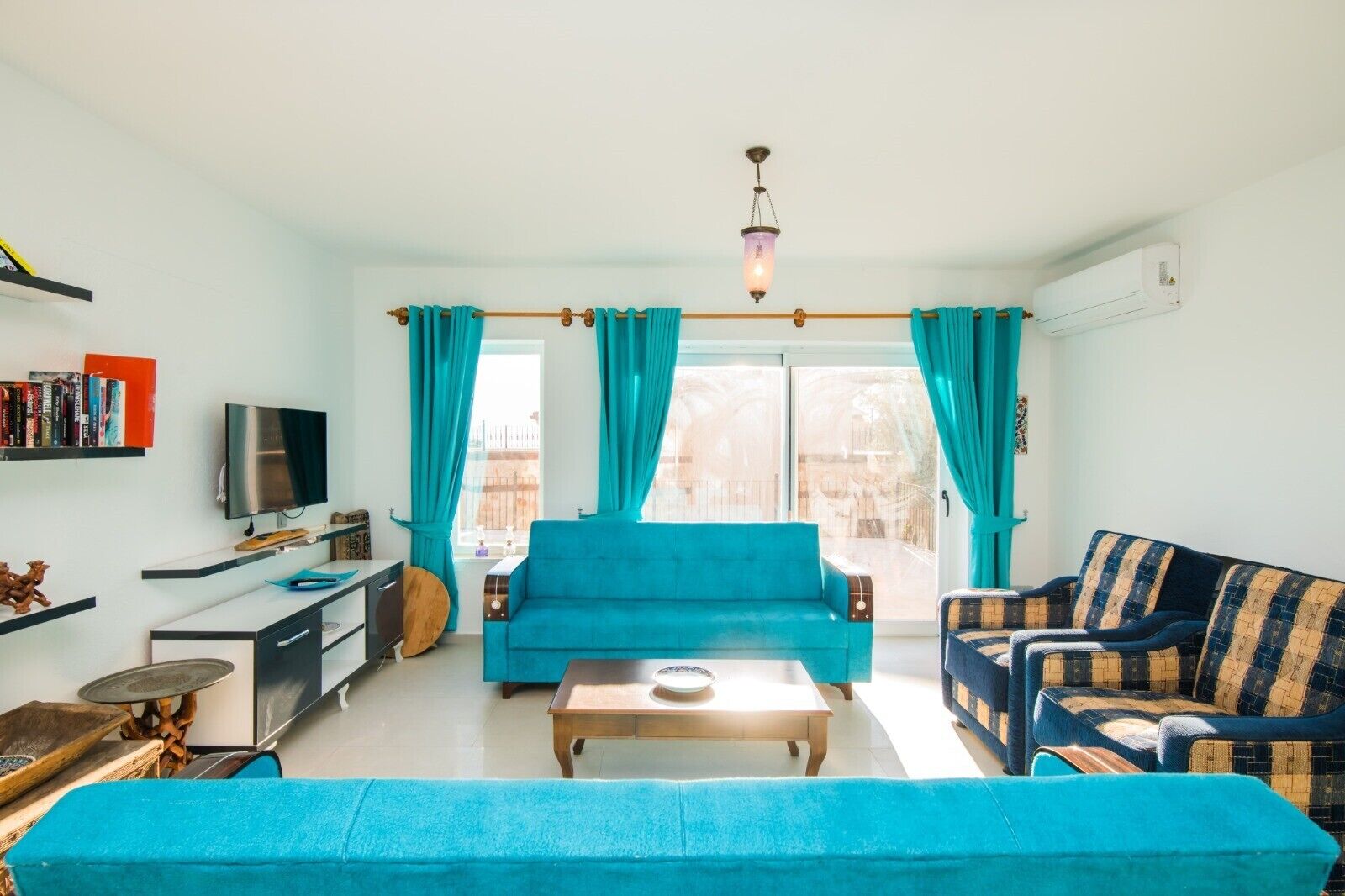 Luxury 5* refurbished 4 bedroom Villa with Private Pool and Stunning Sea Views