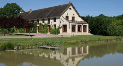 Country Cottage / Gite - LA BUSSIERE