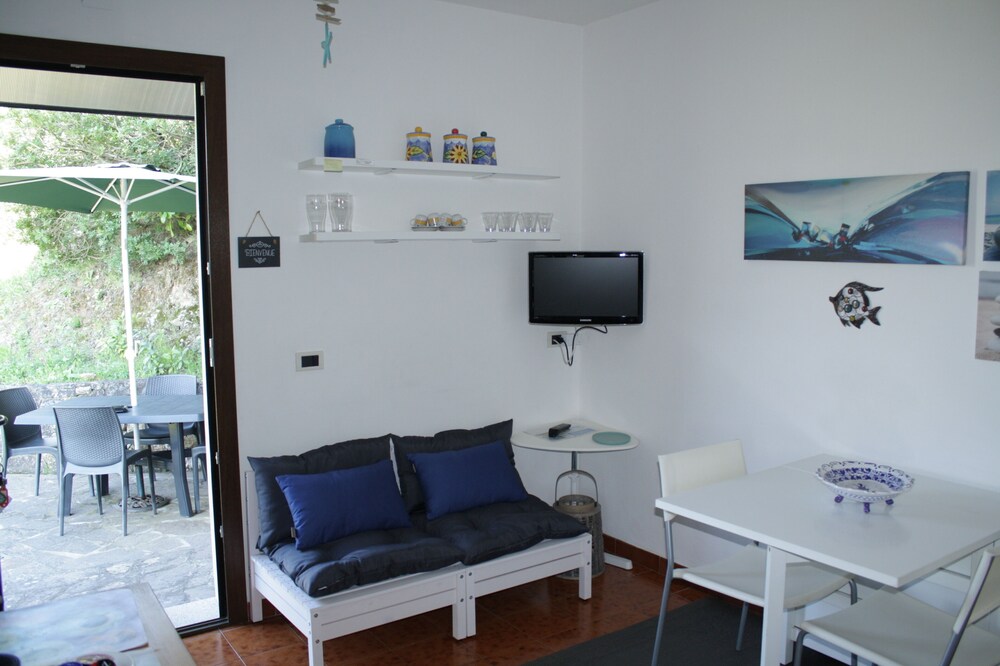 Elba Vacanze in a quiet location with large private garden
