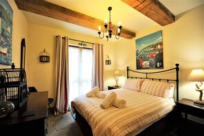 2 habitaciones, tabla de planchar con plancha y wifi gratis 