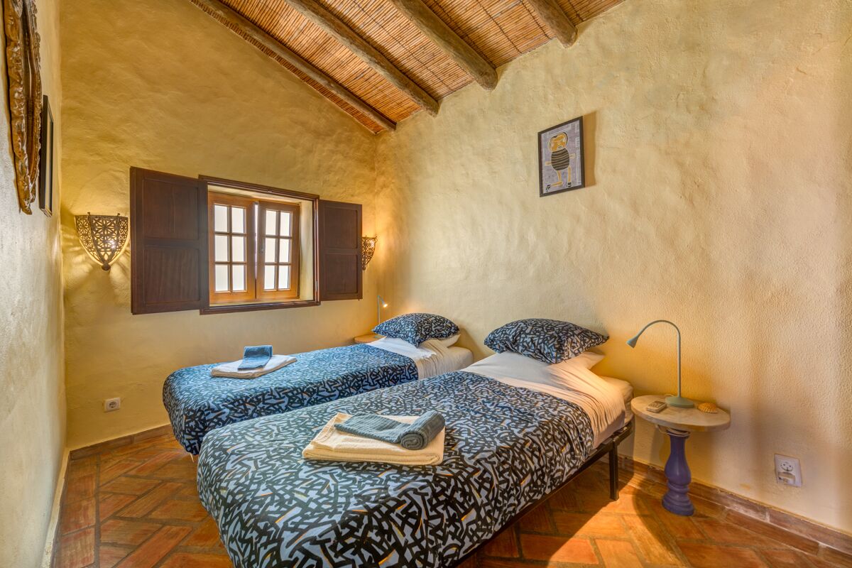 2 slaapkamers, een strijkplank/strijkijzer, wifi, beddengoed