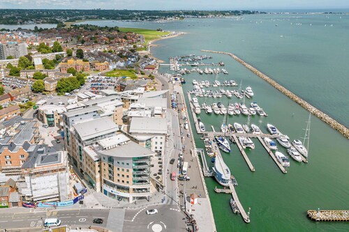 Baywatch - Private Balcony Overlooking Poole Quay