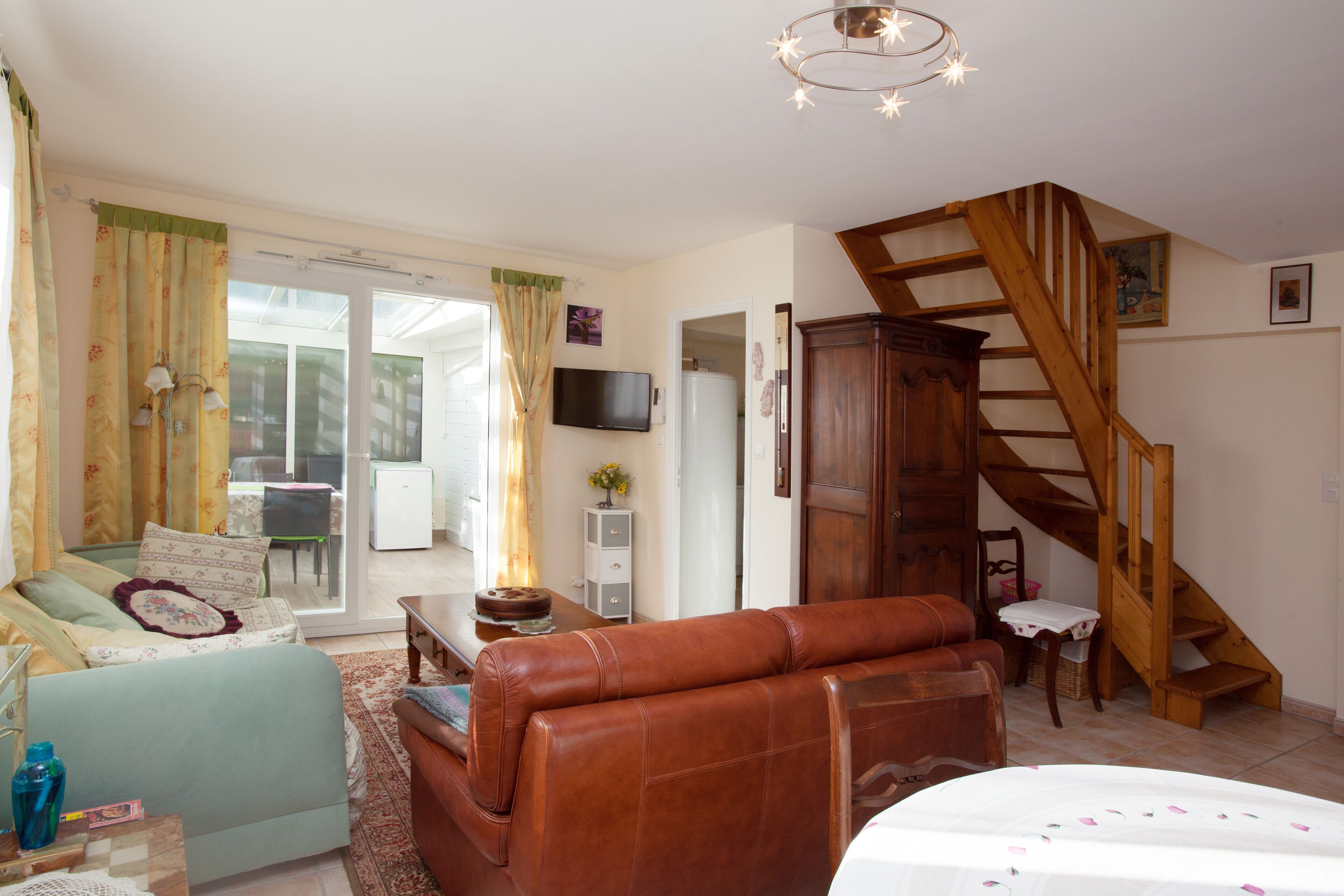 Charming Breton home 800M from the beach