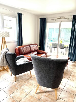 Télévision à écran plat