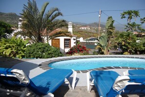Pool - Escape to Anastasio Cottage, Rustic Charm in Villa de Mazo (Villa de Mazo)