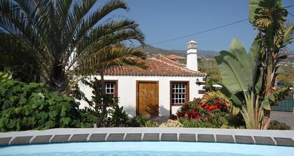 Upea lomamökki Villa de Mazo, La Palma