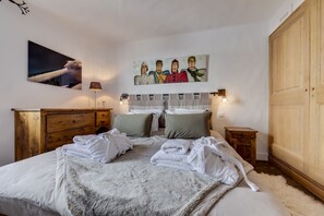 2 chambres, fer et planche à repasser, lit parapluie, Wi-Fi