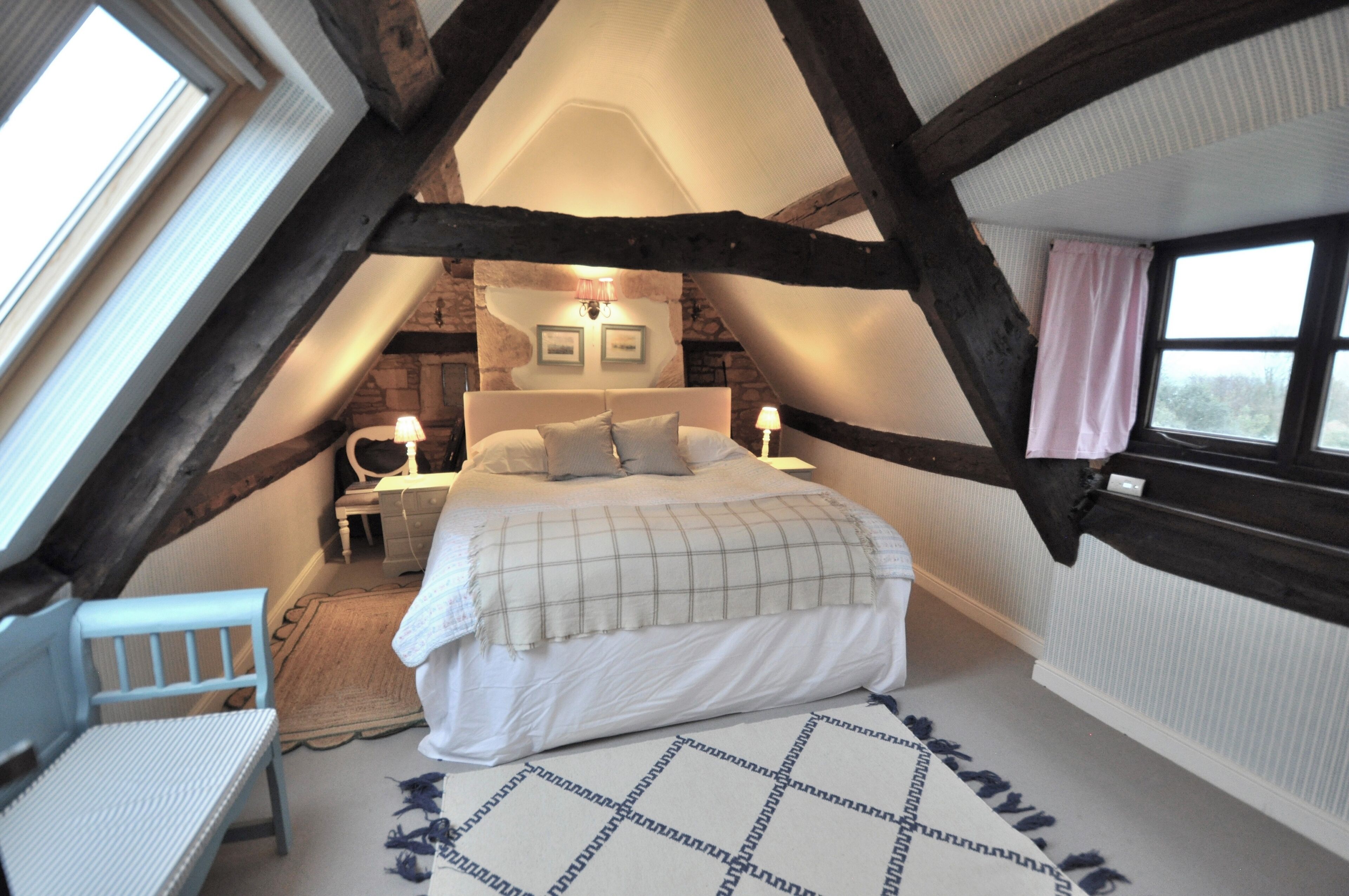 7 chambres, fer et planche à repasser, Wi-Fi gratuit, draps fournis