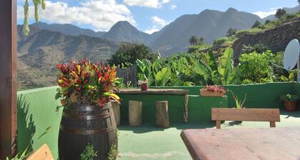 El Silbo II Herrliche Aussicht auf das Meer und das Hermigua-Tal. Natur und Frieden