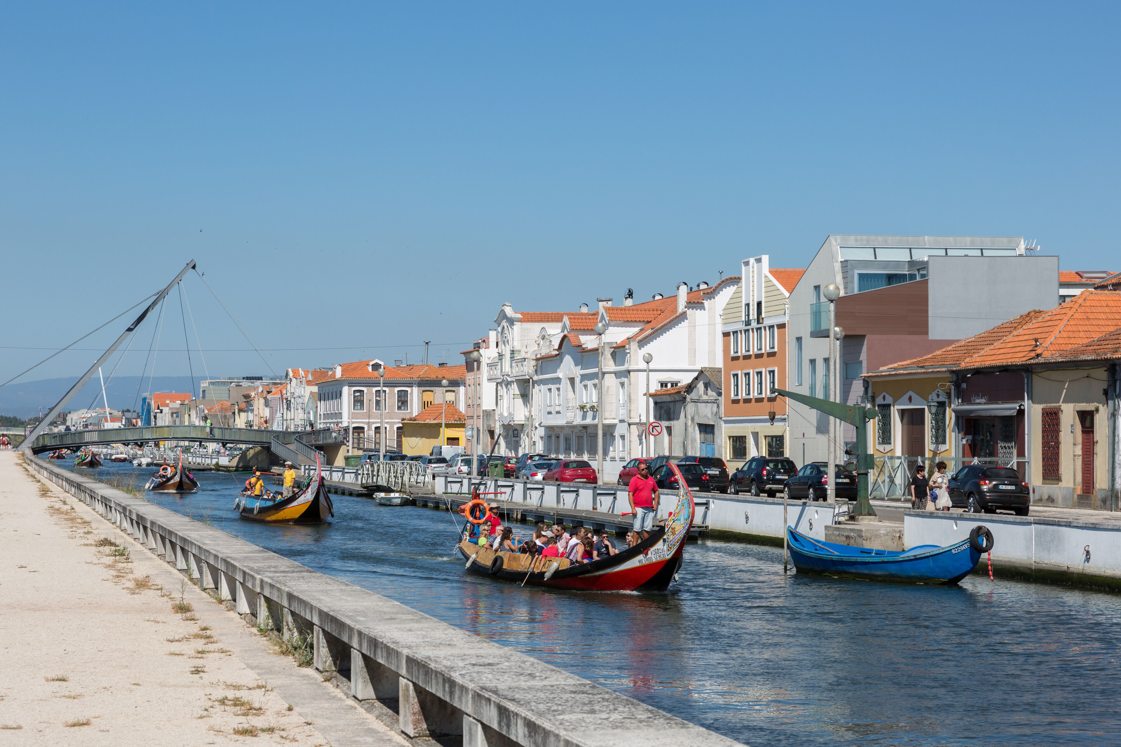 Aveiro Ria View Moliceiros