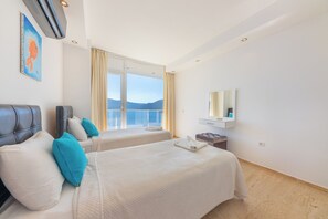 5 soverom, safe på rommet, strykejern/-brett og reiseseng for barn