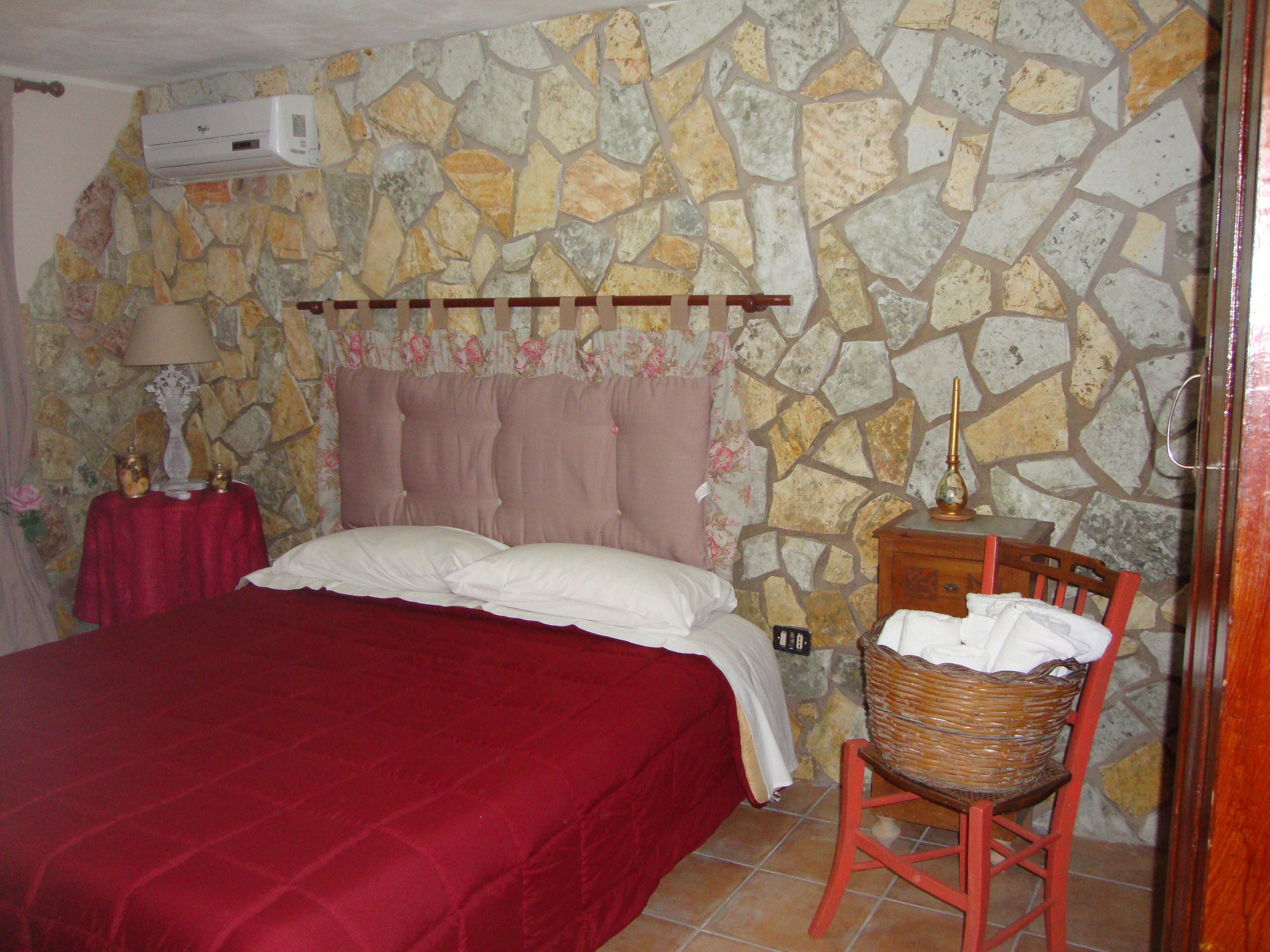 refuge of the rooster- in the green near the sea